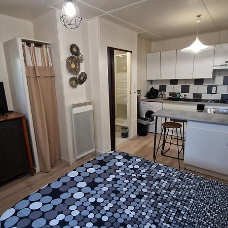 Le Studio Remcam Saint-Mitre-les-Remparts Buitenkant foto